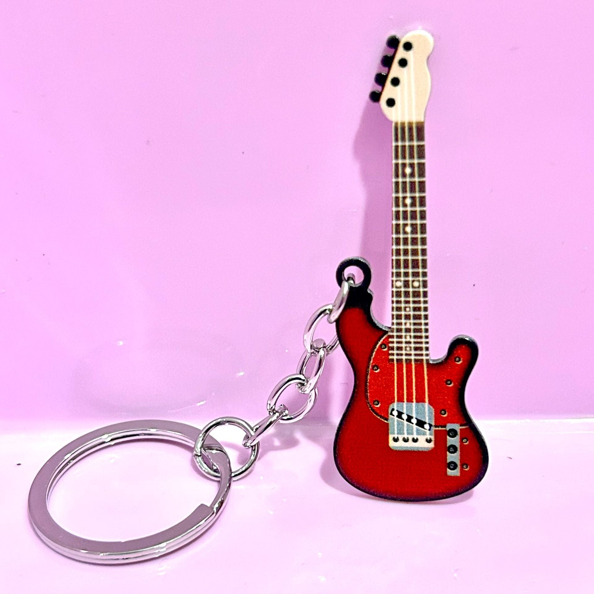 Wholesale  metal stainless steel  color hip hop guitar keychain